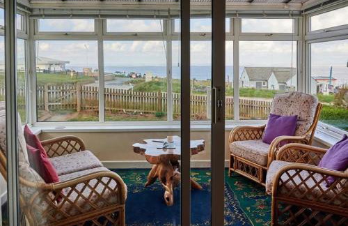 Bungalow with stunning views over Widemouth Bay - Foto 1