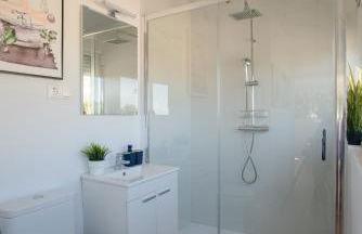 10 Bedroom 5 Star Luxury Villa & Heated Pool for 5 to 28 Guests near Alicante - Foto 42