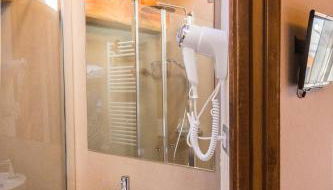 LA PLACETTE - Albergo diffuso e Trattoria - Foto 4, towels, Shower