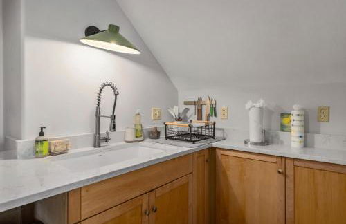 West End Gem Live Like a Local in Portsmouth - Foto 3