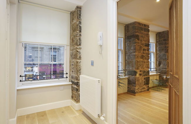 JOIVY The Heart and Soul of the Royal Mile - Foto 14