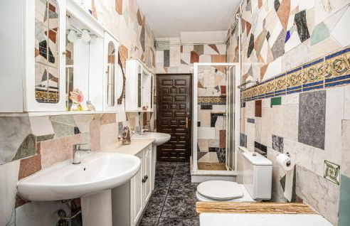 2 Bedroom Cozy Apartment In Vidreres - Foto 15