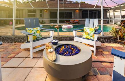 Private Pool Firepit Game Room Mins to Beaches Community Amenities Casa Solara by AvantStay - Foto 5