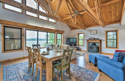 Lakehills Vacation Rental on Medina Lake - Foto 7