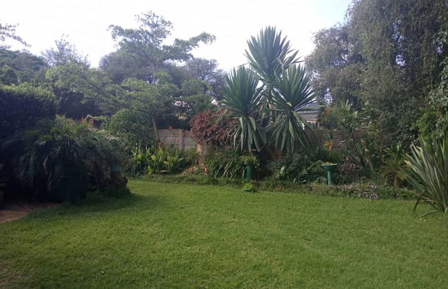 2 bed Guesthouse in Mabelreign - 2012 - Foto 4