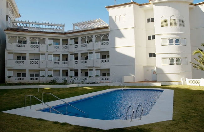 Ballesol Costablanca Senior Resort mayores de 55 - Photo 1