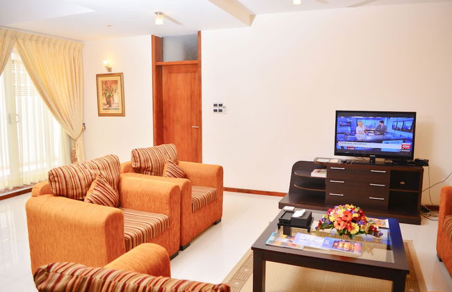 Unique Towers Luxury Boutique Suites - Photo 33