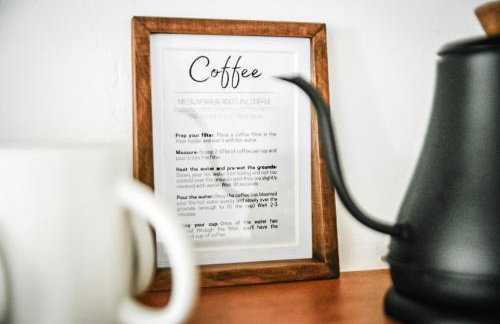 House-1 Bedroom, 1 Bath-Private, Centrally Located - Foto 2