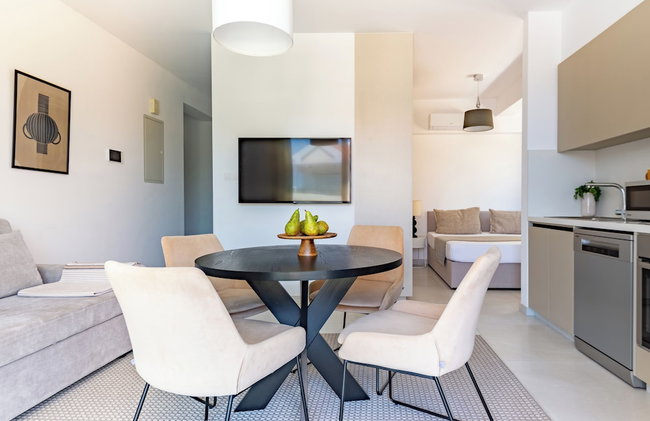 Sanders Only Limassol - Full Building - Photo 19