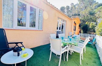 Casa con jardín a 40 metros de la playa. VR. - Foto 43