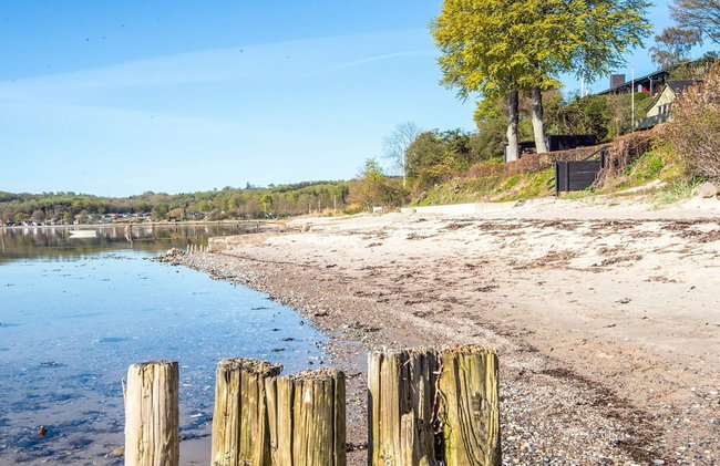 6 Person Holiday Home in Bjert - Foto 2