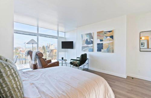 Iconic Modern Stay w Free Parking - Foto 7