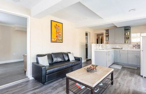 Independent Unit in Luxury Hillsborough Retreat Pool, Hot Tub and Views - Foto 19