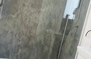 uSnooz I Charming 4-Bed Halifax Home with Garden - Foto 14