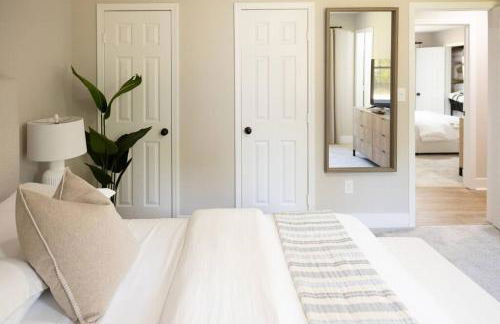 Refreshing Ranch Style Home - Photo 23