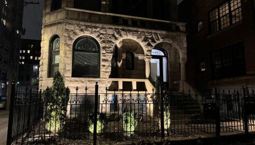 Stone Mansion Sleeps 10-20 Free TV & Parking - Foto 2