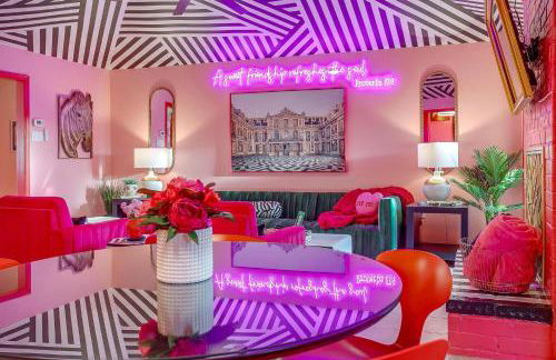 Girly+Godly+Gritty+Graceful+Pool+Pink+VeryPlayful - Foto 25