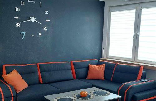 Ekskluzywny Apartament w Centrum z Klimatyzacją i Balkonem - Foto 5