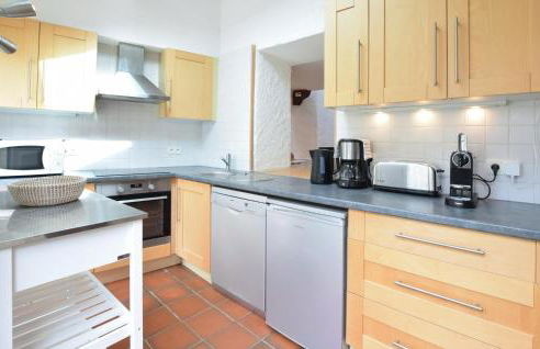 Stunning Home In Saint-Vaast-La-Hougue - Foto 3