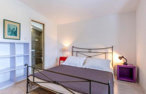 Serene Rural Villa with Pool, Sun Deck, and Children's Play Area - Five Bedroom Villa - Foto 37