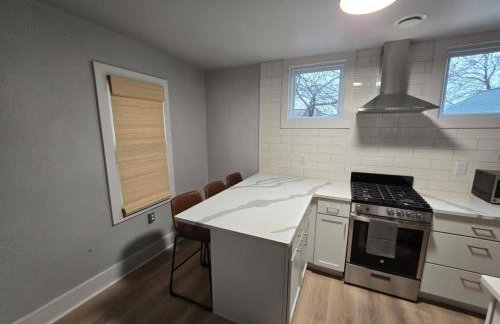 Whole house in Walker's Point + Parking + A/C - Foto 18