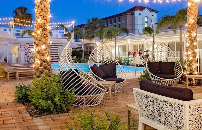 Studio w/ King Bed Heated Pool, Steps to Beach! - Foto 14