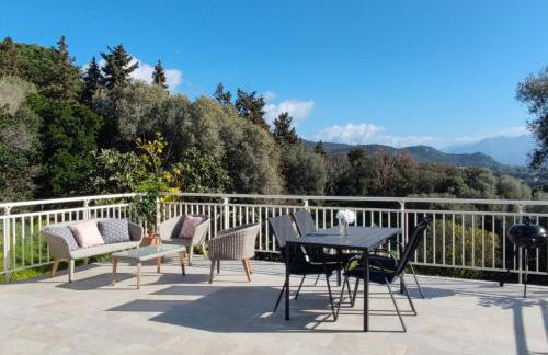 Charmant rez de villa, et sa terrasse à Ajaccio - Foto 2