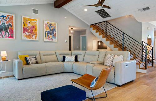 5BR Hill Country Pool Retreat Fire Pit - Photo 6