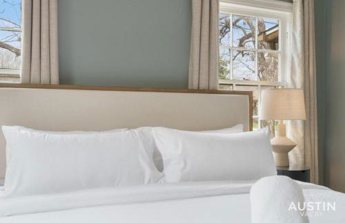 Elegant Escape Gourmet Kitchen and Outdoor Living - Foto 18