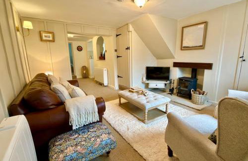 The Poppies, Norfolk, a charming coastal cottage - Photo 14