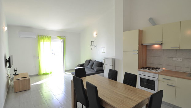 Ivan - Foto 4, Inside other