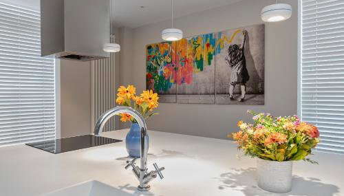MK CITY CENTRE, THE DIAMOND SUITE, FREE Parking Space, PREMIUM SPACIOUS Apartment with FOOSBALL TABLE - Foto 2