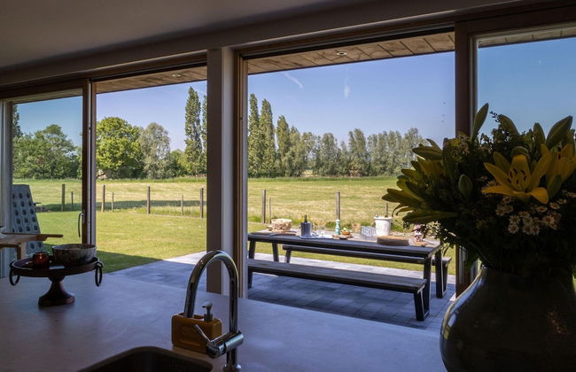 Beautiful Holiday Home With Terrace, Garden - Foto 35