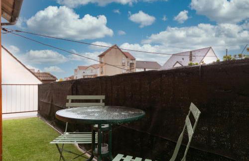 Appartement Cinéma Aéroport Orly - Parking gratuit & VTC - Foto 3