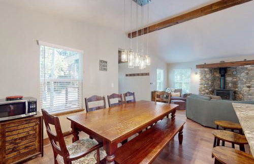 Homewood Cabin Among the Pines - Foto 7