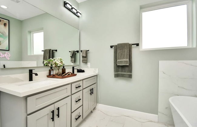 Paradise Palace Best Rooftop in HTX w Hot Tub - Foto 19