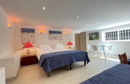 Studio with Private Swimming Pool and Garden - Foto 2