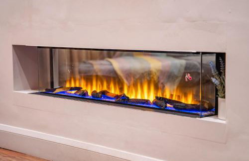 4BR 2Bath Home -Hot Tub, Free Parking & Games Room - Foto 32