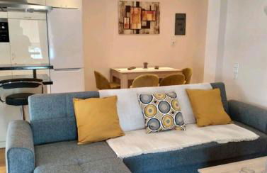 Stylish -Modern Apartment heart of Marousi - Foto 1