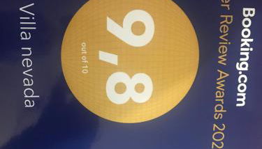 VILLA NEVADA Esclusiva con PISCINA Privata, Il Tuo Angolo di Pace a 5 Minuti dal MARE e 20 Minuti da ROMA - Photo 5