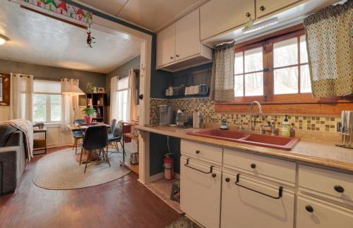 Family-Friendly Cabin Walk to Lake Access! - Foto 12