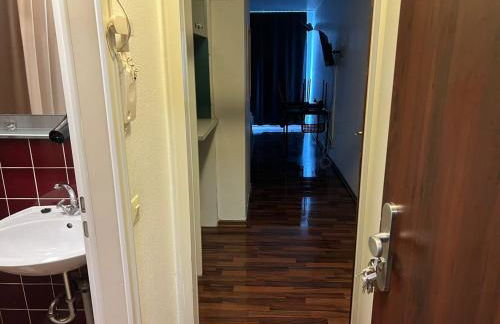 Budget Apartments Deutz - Photo 17