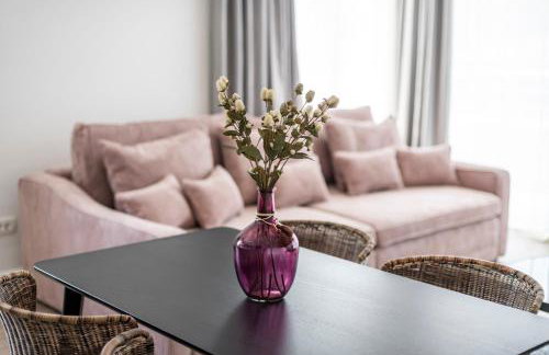 Solitudo Rose - Photo 2