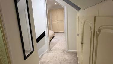 Modern 2-Bedroom Burnham High Street - Foto 3