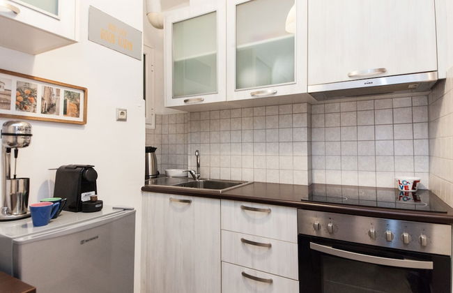 Vironas Chic Sleek Modern Studio - Foto 13