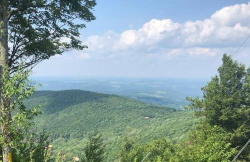 Small Town Hideaway - Photo 36