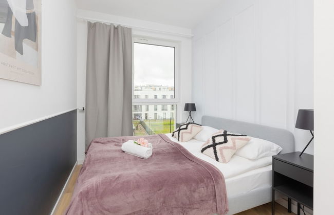 Apartment Warsaw Złoty Potok by Renters - Photo 7