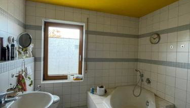 Ruhige Erdgeschosswohnung mit Parkplatz in Erfurt Südost - Foto 3