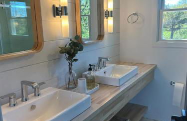 Beachfront Greenport Villa - Foto 29