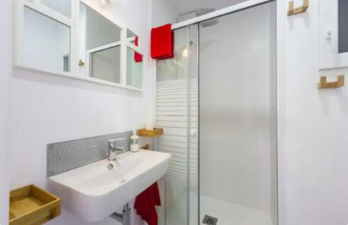 Torres de Serrano Apartment - Photo 9